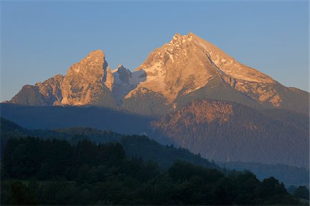 Watzmann at Sunrise, Berchtesgaden, Bavarian Alps, Berchtesgadener Land, Berchtesgaden National Park, Upper Bavaria, Germany Foto de stock - Sin royalties Premium, Código: 600-05762066