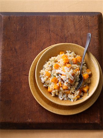 soup top view - Risotto de courge sur une planche à découper Photographie de stock - Premium Libres de Droits, Code: 600-05803513