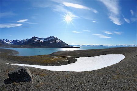 rocky mountains sun - Mushamna, Woodfjorden, Spitsbergen, Svalbard, Norway Stock Photo - Premium Royalty-Free, Code: 600-05822029
