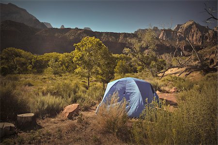 rugged landscape - Campsite, Zion National Park, Utah, USA Foto de stock - Sin royalties Premium, Código: 600-05822078