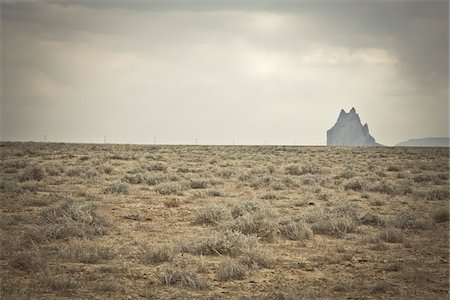 sky horizon land - Shiprock from Highway 64, New Mexico, USA Stock Photo - Premium Royalty-Free, Code: 600-05822093