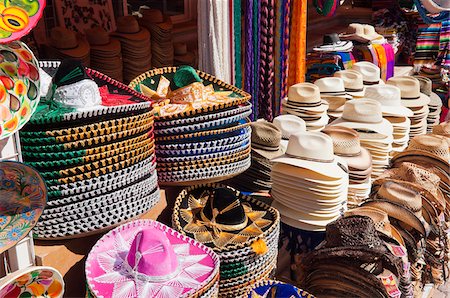sombrero - Souvenir Store, Playa del Carmen, Quintana Roo, Mexico Foto de stock - Sin royalties Premium, Código: 600-05855046