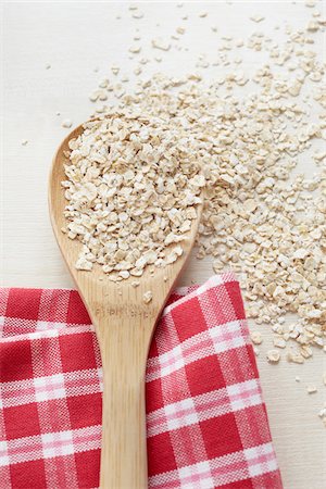 raw oats - Rolled Oats Stock Photo - Premium Royalty-Free, Code: 600-05947694
