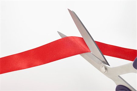 Scissors Cutting Red Ribbon Foto de stock - Sin royalties Premium, Código: 600-05947697