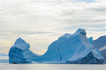 Iceberg, Nanortalik, Kujalleq, Kejser Franz Joseph Fjord, Greenland Foto de stock - Sin royalties Premium, Código: 600-05947816