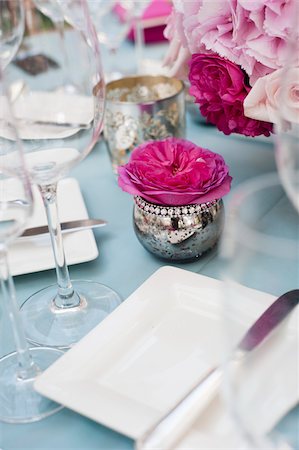 decoración interior - Table at Wedding Reception, Toronto, Ontario, Canada Foto de stock - Sin royalties Premium, Código: 600-05948271