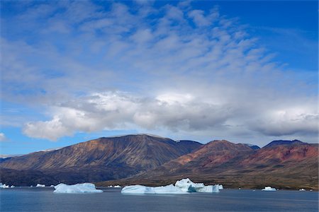simsearch:600-05947752,k - Iceberg, Harefjorden, Scoresby Sund, Groenland Photographie de stock - Premium Libres de Droits, Code: 600-05973869