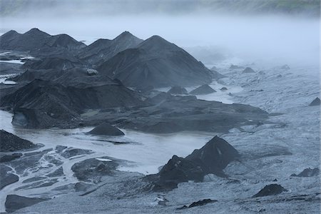 rocky river - River, Volcanic Landscape, Eyjafjallajokull, South Iceland, Iceland Stock Photo - Premium Royalty-Free, Code: 600-06009082