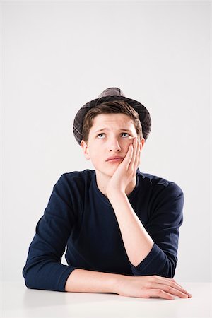 disinteressato - Portrait of Teenage Boy Fotografie stock - Premium Royalty-Free, Codice: 600-06009285