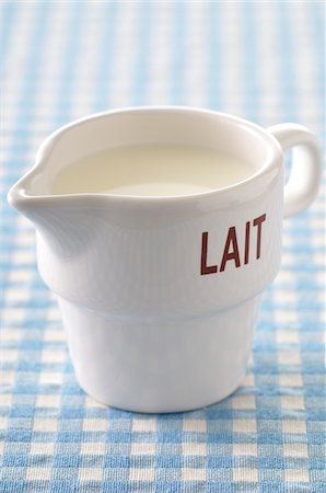 Pot à lait Photographie de stock - Premium Libres de Droits, Code: 600-06119633