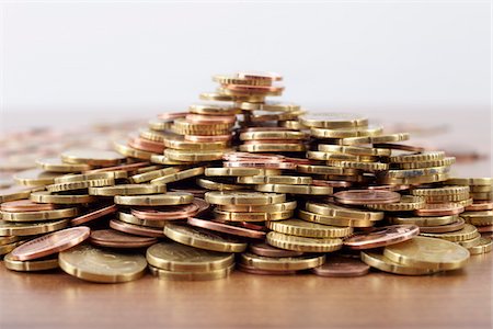 pile (disorderly pile) - Euro Coins Stock Photo - Premium Royalty-Free, Code: 600-06302269