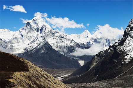 snowcapped mountain - Ama Dablam et Cho La, Mount Everest, Parc National de Sagarmatha, le District de Solukhumbu, Purwanchal, Népal Photographie de stock - Premium Libres de Droits, Code: 600-06325437