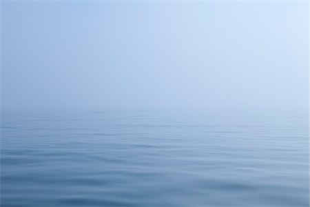 remoto (aislado) - Ocean and Fog, Maine, USA Foto de stock - Sin royalties Premium, Código: 600-06355127