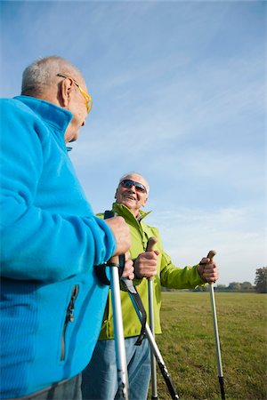 Men Hiking, Lampertheim, Hesse, Germany Foto de stock - Sin royalties Premium, Código: 600-06397406