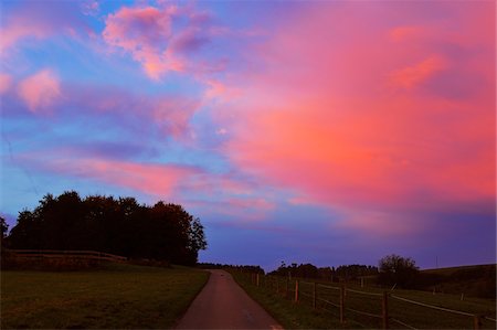 Country Road, Schwarzwald-Baar, Black Forest, Baden-Wurttemberg, Germany Stock Photo - Premium Royalty-Free, Code: 600-06397504