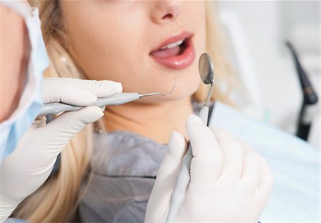 Young Woman getting Check-up at Dentist's Office, Germany Photographie de stock - Premium Libres de Droits, Code: 600-06438887