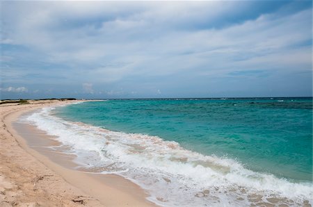 Waves hitting Beach, Aruba, Lesser Antilles, Caribbean Foto de stock - Sin royalties Premium, Código: 600-06431246