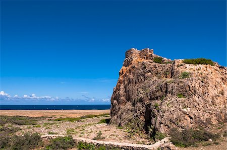 Rock Formation by Coast, Arikok National Park, Aruba, Lesser Antilles, Caribbean Foto de stock - Sin royalties Premium, Código: 600-06431241