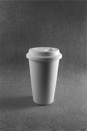 still life of coffee mug - Take out Coffee Cup with Lid, Studio Shot Stock Photo - Premium Royalty-Free, Code: 600-06452112