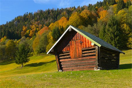 simsearch:700-05524250,k - Hay Barn in Autumn, near Garmisch-Partenkirchen, Werdenfelser Land, Upper Bavaria, Bavaria, Germany Stockbilder - Premium RF Lizenzfrei, Bildnummer: 600-06471326