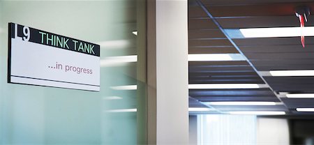 panneau (avis) - View of office interior with conference room Photographie de stock - Premium Libres de Droits, Code: 600-06570963