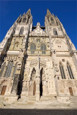 Regensburg Cathedral, Regensburg, Upper Palatinate, Bavaria, Germany Stock Photo - Premium Royalty-Free, Code: 600-06758333
