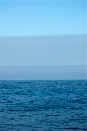 The Atlantic ocean blue water as seen from a sailboat at sea Stock Photo - Premium Royalty-Free, Code: 600-06782109
