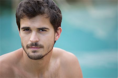 Close-up Portrait of Young Man, Sardinia, Italy Photographie de stock - Premium Libres de Droits, Code: 600-06826332