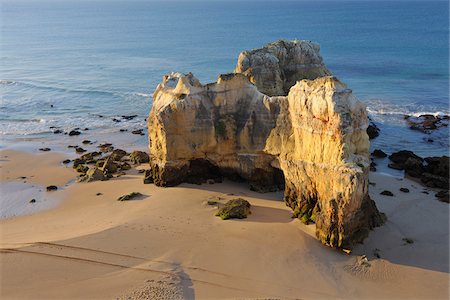 stack (rock formation) - Rock Formations at Praia da Rocha, Portimao, Algarve, Portugal Stock Photo - Premium Royalty-Free, Code: 600-06841828