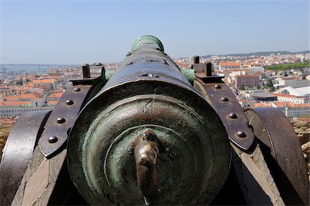 simsearch:600-06841813,k - View of Lisbon from Castelo de Sao Jorge with Cannon in Foreground, Lisbon, Portugal Stock Photo - Premium Royalty-Free, Code: 600-06841876