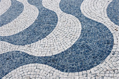 simsearch:600-06841860,k - Close-up of Mosaic Pattern on Ground, Lisbon, Portugal Foto de stock - Sin royalties Premium, Código: 600-06841871