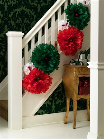 desk decorated for christmas - Staircase Decorated with Christmas Crafts and Gifts, Toronto, Ontario, Canada Stock Photo - Premium Royalty-Free, Code: 600-06895078