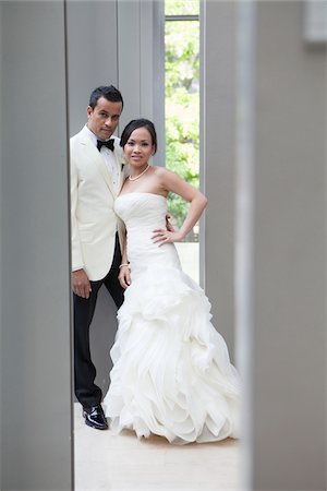 Portrait of Bride and Groom, Toronto, Ontario, Canada Foto de stock - Sin royalties Premium, Código: 600-07062769