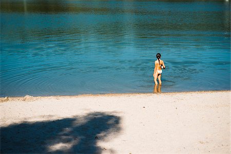 picture little girl swimming suit - Girl in Lake, Lampertheim, Hesse, Germany Stock Photo - Premium Royalty-Free, Code: 600-07117294