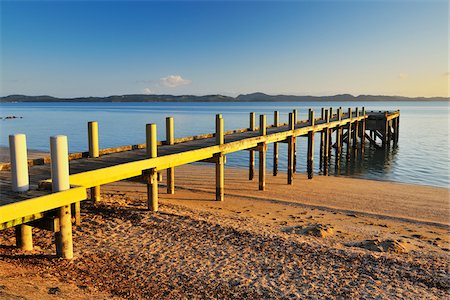 destinazione - Wooden Jetty in Morning, Maraetai, Auckland Region, North Island, New Zealand Fotografie stock - Premium Royalty-Free, Codice: 600-07110738