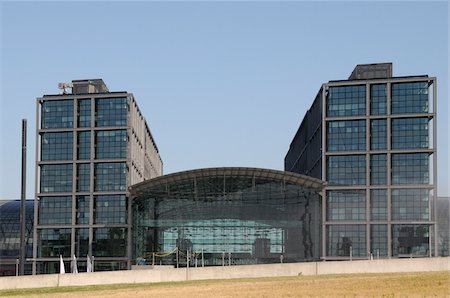 Central Railway Station, Berlin, Germany Stock Photo - Premium Royalty-Free, Code: 600-07122888