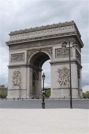 structures - Arc De Triomphe, 8th Arrondissement, Paris, France Stock Photo - Premium Royalty-Free, Code: 600-07122881