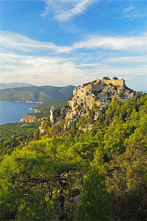 Monolithos Castle and Aegean Sea, Rhodes, Dodecanese, Aegean Sea, Greece, Europe Foto de stock - Royalty Free Premium, Número: 600-07199987