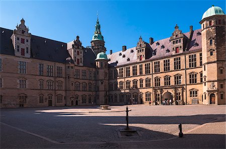 european courtyard - Kronborg, Helsingor, Zealand Island, Denmark Stock Photo - Premium Royalty-Free, Code: 600-07363895