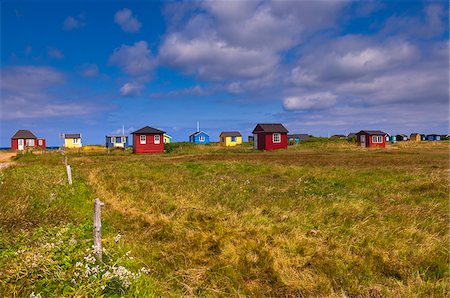 sky beach yellow - Field and Beach Huts, Aeroskobing, Aero Island, Jutland Peninsula, Region Syddanmark, Denmark, Europe Stock Photo - Premium Royalty-Free, Code: 600-07451025