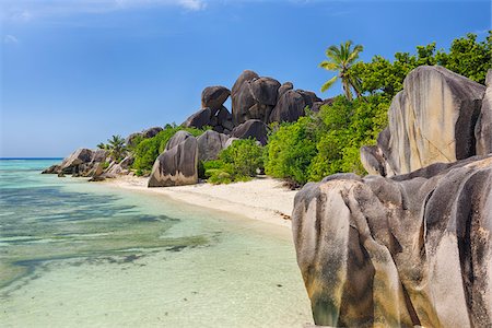 Rock Formations and Palm Trees, Anse Source d´Argent, La Digue, Seychelles Foto de stock - Sin royalties Premium, Código: 600-07453852