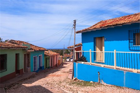 energía eléctrica - Colorful buildings, street scene, Trinidad, Cuba, West Indies, Caribbean Foto de stock - Sin royalties Premium, Código: 600-07486866