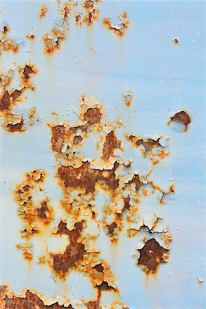 pintura desconchada - Close-up of old rusty iron door, Hesse, Germany, Europe Foto de stock - Sin royalties Premium, Código: 600-07487445