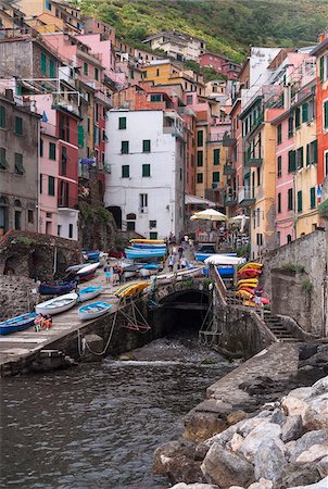 Riomaggiore, Cinque Terre, La Spezia District, Italian Riviera, Liguria, Italy Stock Photo - Premium Royalty-Free, Code: 600-07487517