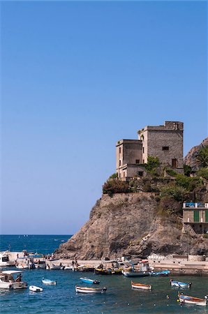 riviera - Torre Aurora, Monterosso, Cinque Terre, La Spezia District, Italian Riviera, Liguria, Italy Stock Photo - Premium Royalty-Free, Code: 600-07487526