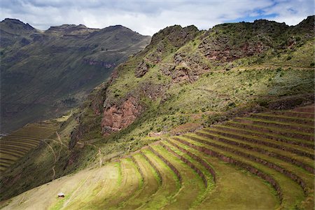 Ruins at Pisac, Sacred Valley of the Incas, Cusco Region, Peru Photographie de stock - Premium Libres de Droits, Code: 600-07529062