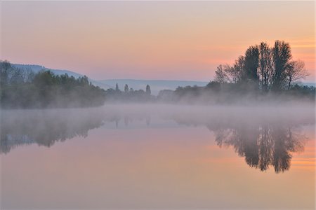 River Main in the Dawn, Spring, Dorfprozelten, Spessart, Franconia, Bavaria, Germany Stockbilder - Premium RF Lizenzfrei, Bildnummer: 600-07599955