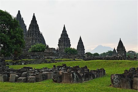 prambanan temple - Prambanan Temple, Yogyakarta, Java, Indonesia Photographie de stock - Premium Libres de Droits, Code: 600-07656449