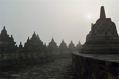 Borobodur, Kedu Plain, Java, Indonesia Photographie de stock - Premium Libres de Droits, Code: 600-07656454