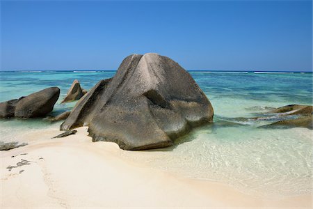 sandy beach - Anse Source d'Argent with Sculpted Rocks, La Digue, Seychelles Stock Photo - Premium Royalty-Free, Code: 600-07653895